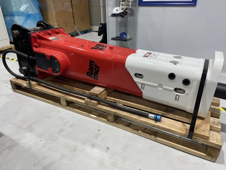 0 RAMMER SANDVIK ALLIED 2166E 